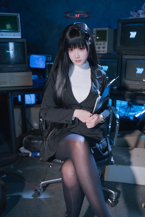 lunananya - 蔚蓝档案 调月莉音.jpg